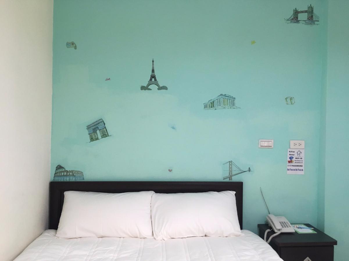 HFun Hotel Kaohsiung Extérieur photo